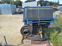 Iseki tractor + maaibalk - afbeelding 4 van  12