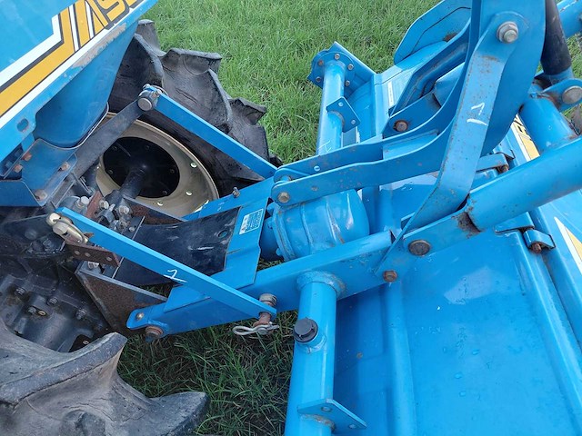 Iseki tu 165 minitractor + grondfrees - afbeelding 11 van  24