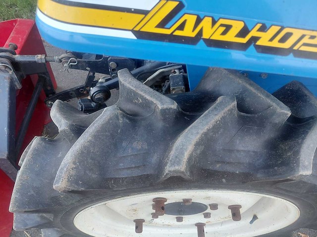 Iseki tu 185 minitractor + grondbak - afbeelding 3 van  22