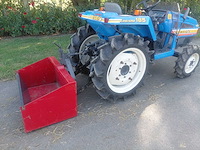 Iseki tu 185 minitractor + grondbak - afbeelding 18 van  22
