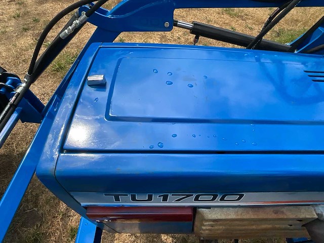 Iseki tu1700 met katana frontlader - afbeelding 8 van  18