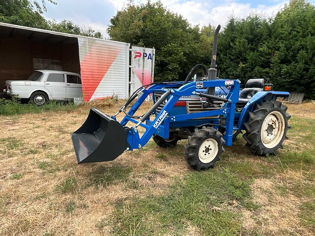 Iseki tu1700 met katana frontlader - afbeelding 1 van  18