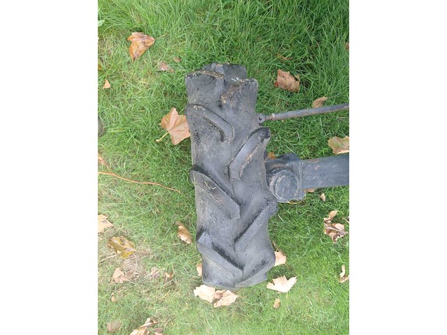 Iseki tu1900 minitractor - afbeelding 2 van  13