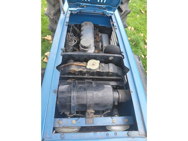 Iseki tu1900 minitractor - afbeelding 4 van  13
