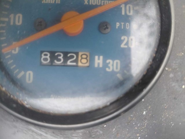 Iseki tu1900 minitractor - afbeelding 12 van  13