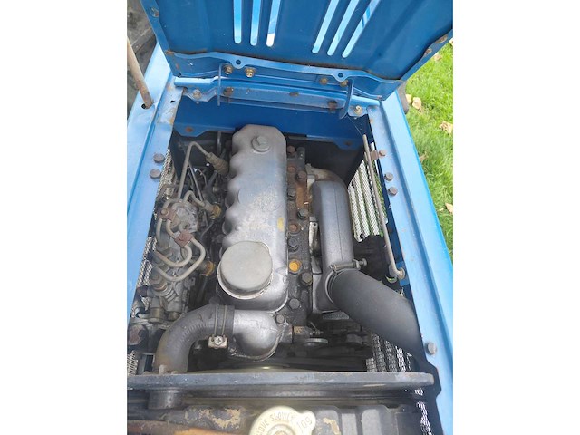 Iseki tu1900 minitractor - afbeelding 5 van  13