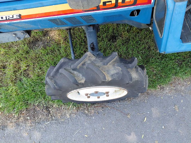 Iseki tu200 landhope minitractor - afbeelding 2 van  13