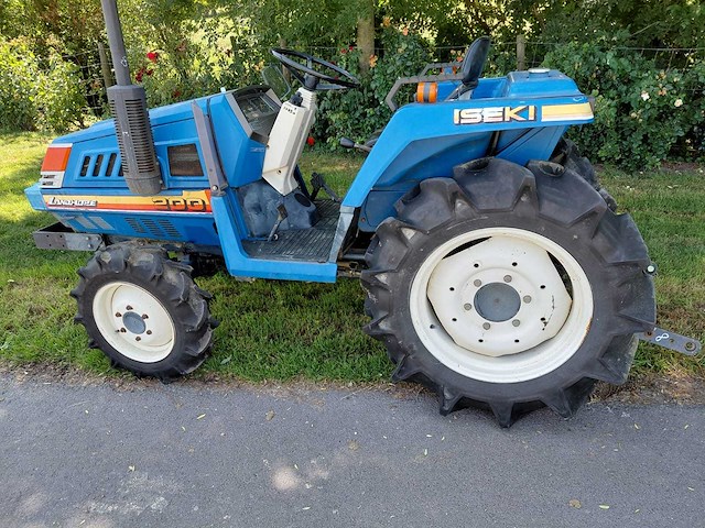Iseki tu200 landhope minitractor - afbeelding 1 van  13