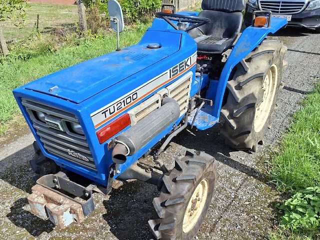 Iseki tu2100 vintage tractor - afbeelding 1 van  5