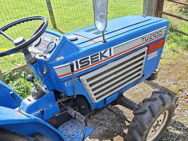Iseki tu2100 vintage tractor - afbeelding 2 van  5