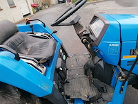 Iseki tu217f vierwielaangedreven minitractor - afbeelding 10 van  13