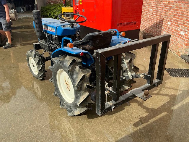 Iseki tx1410 minitractor - afbeelding 7 van  10