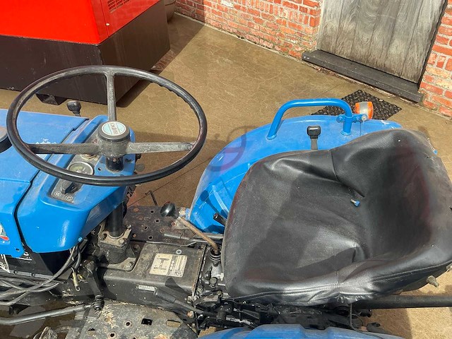 Iseki tx1410 minitractor - afbeelding 9 van  10