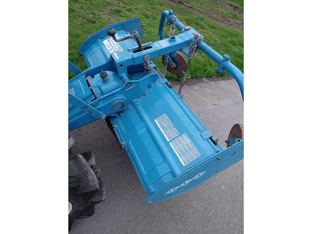 Iseki tx1510 met grondfrees - afbeelding 4 van  16