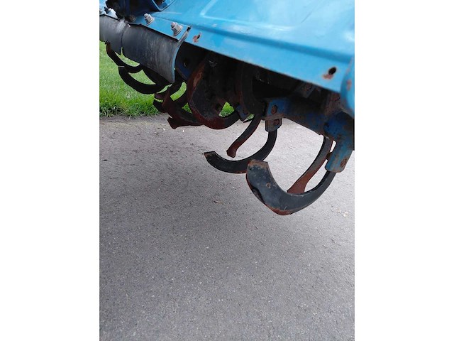 Iseki tx1510 met grondfrees - afbeelding 15 van  16