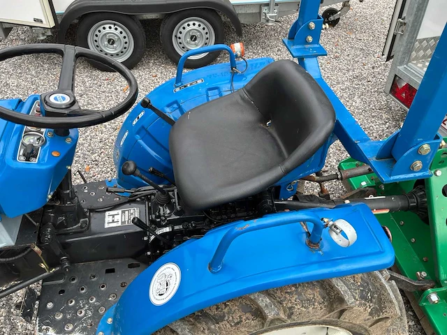 Iseki tx155f 4wd landbouwtractor - afbeelding 4 van  17