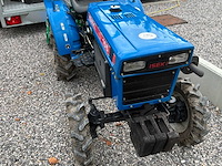 Iseki tx155f 4wd landbouwtractor - afbeelding 11 van  16