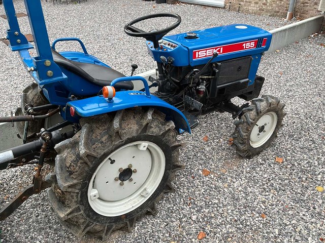 Iseki tx155f 4wd landbouwtractor - afbeelding 12 van  16
