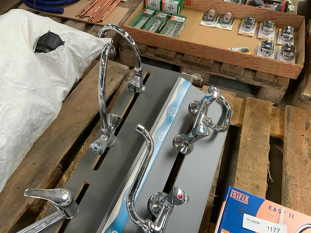 Isifix partij mengkranen - afbeelding 6 van  9