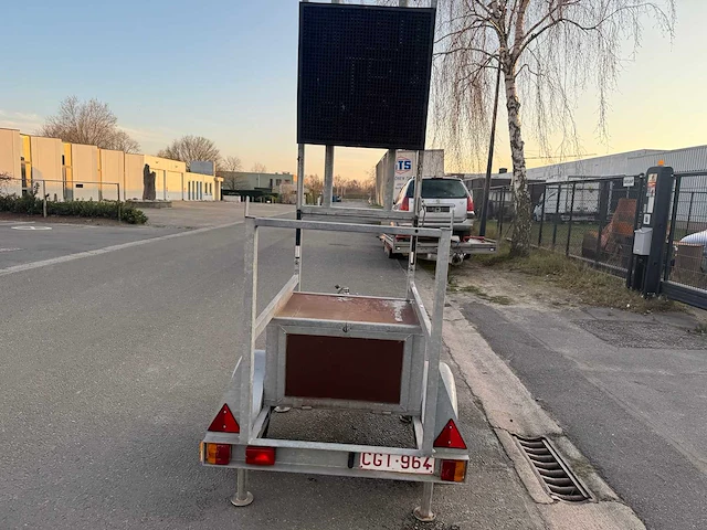 Isis - 1999 - e/500 - aanhangwagen - afbeelding 8 van  14