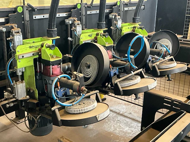 Ism automatische tuinschermmachine - afbeelding 4 van  47