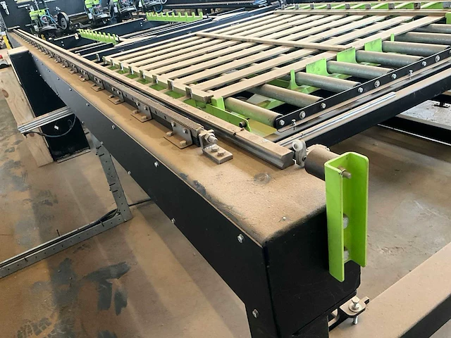 Ism automatische tuinschermmachine - afbeelding 11 van  47