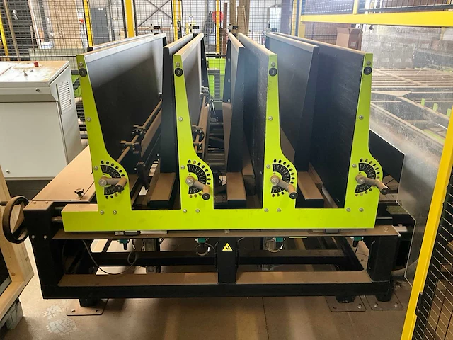 Ism automatische tuinschermmachine - afbeelding 30 van  47
