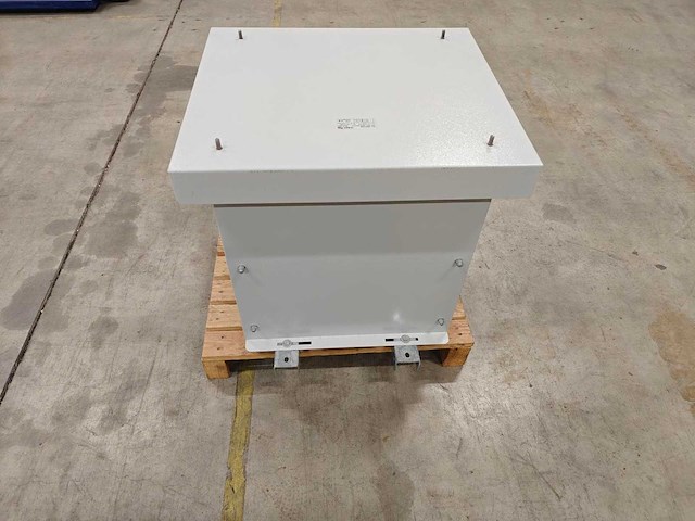 Ismet sinus filter met omkasting - electronica - afbeelding 1 van  3
