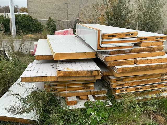 Isocab partij sandwichpanelen - afbeelding 4 van  4
