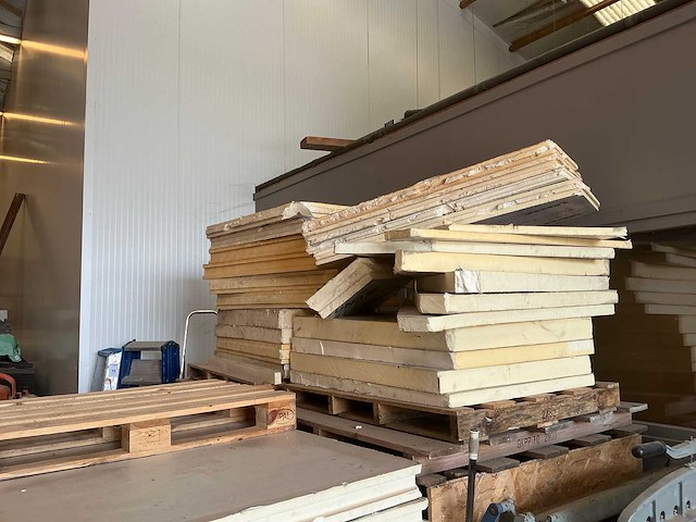 Isolatie en plaatmateriaal - afbeelding 8 van  9