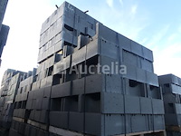 Isolatiepanelen, tegels, bakstenen, tanks, inspectieputten, andere bouwmaterialen