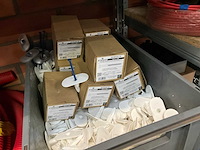 Isolatieschroeven (700x) - afbeelding 2 van  2