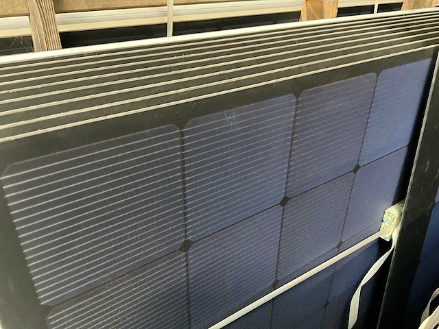 Issol deep black zonnepanelen (100x) - afbeelding 2 van  7