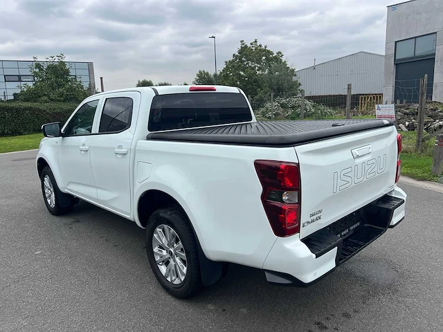 Isuzu - 2025 - d-max - pickup - personenauto - afbeelding 11 van  43