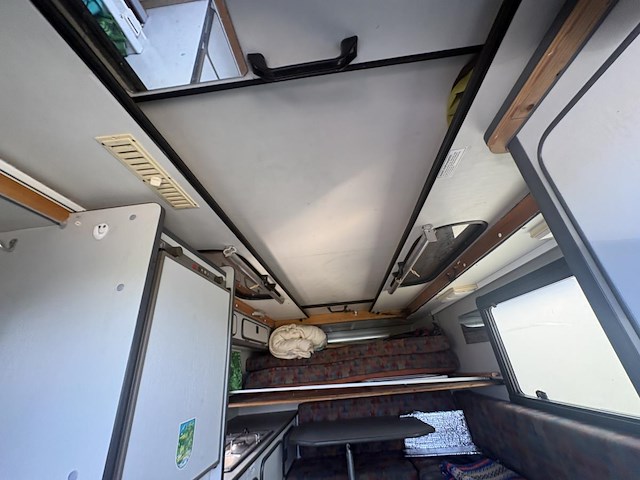Isuzu 2500 diesel met tischer camper opbouw - afbeelding 4 van  14
