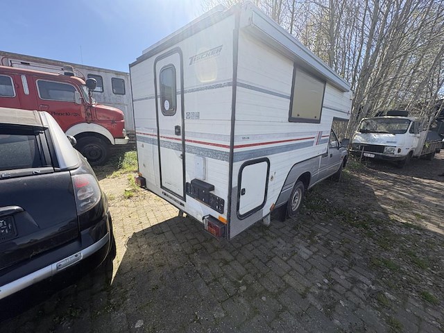 Isuzu 2500 diesel met tischer camper opbouw - afbeelding 8 van  14