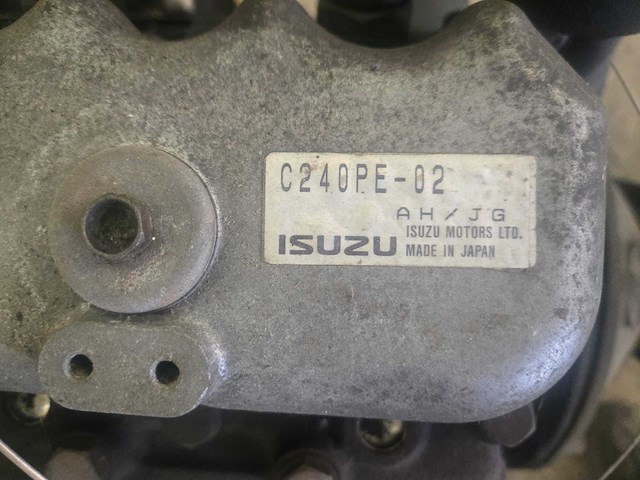 Isuzu c240 dieselmotor - afbeelding 3 van  11