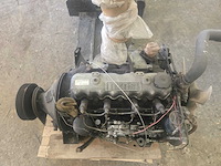 Isuzu c240 dieselmotor - afbeelding 4 van  11