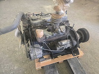 Isuzu c240 dieselmotor - afbeelding 9 van  11