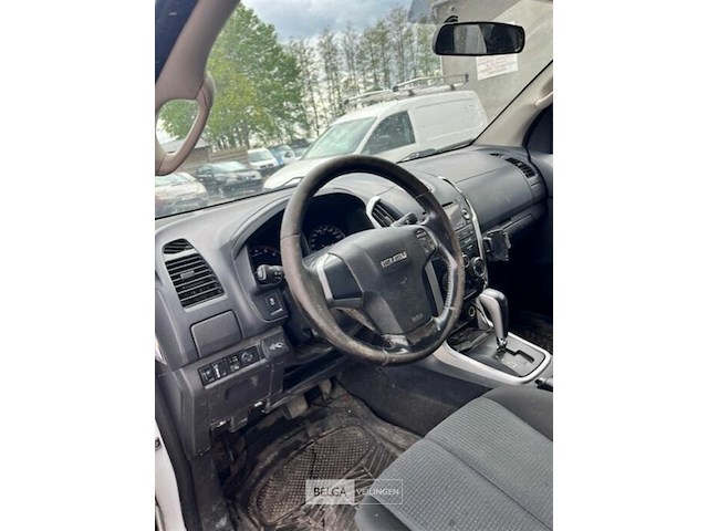Isuzu d-max 4x4 - afbeelding 11 van  12
