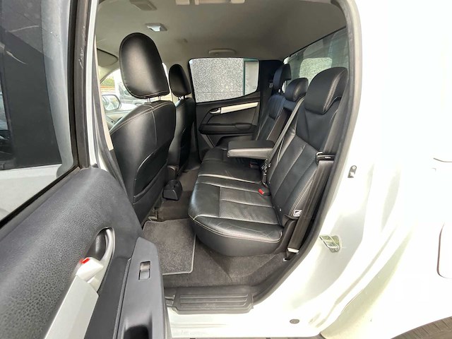 Isuzu d-max bedrijfswagen - afbeelding 11 van  31