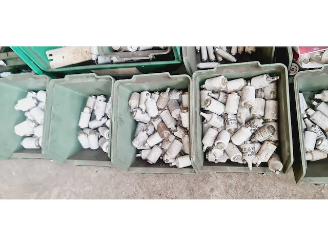 Italweber diverse industriële zekeringen - afbeelding 3 van  8