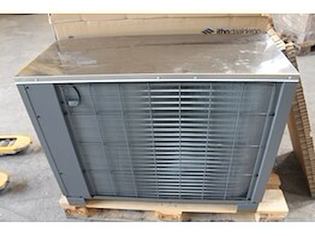 Itho daalderop buitenunit hp-s 95 - afbeelding 1 van  6
