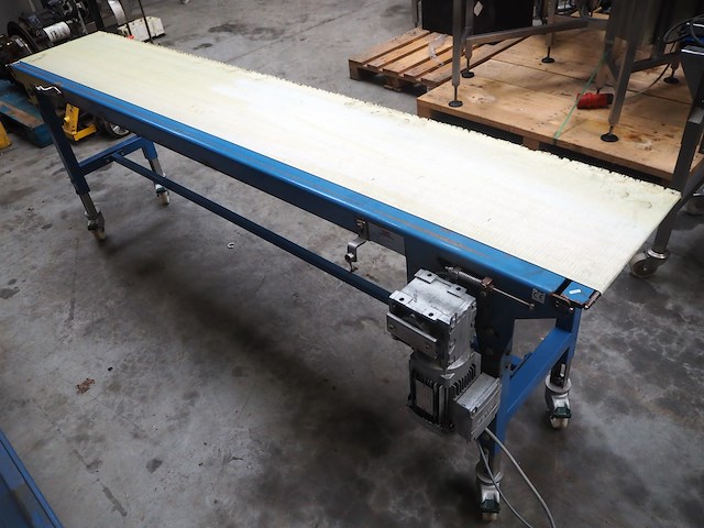 Itra - afbeelding 3 van  9