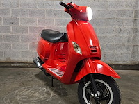 Iva lux (vespa model) - afbeelding 7 van  7