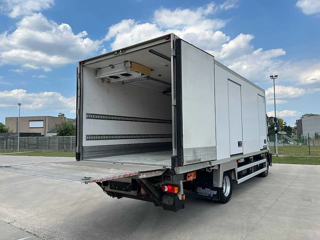 Iveco - 120 e - koel vrachtwagen - afbeelding 17 van  46