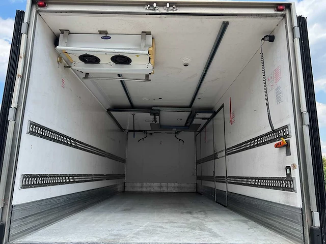 Iveco - 120 e - koel vrachtwagen - afbeelding 16 van  46
