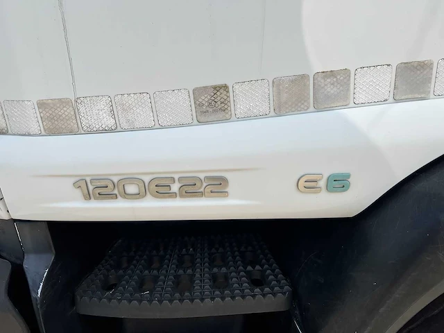 Iveco - 120 e - koel vrachtwagen - afbeelding 10 van  46