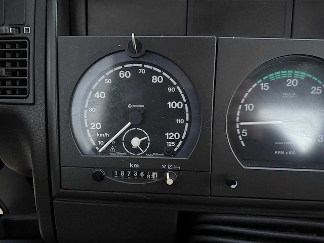 Iveco - 2000 - 80e 15/75 - vrachtwagen - afbeelding 26 van  36