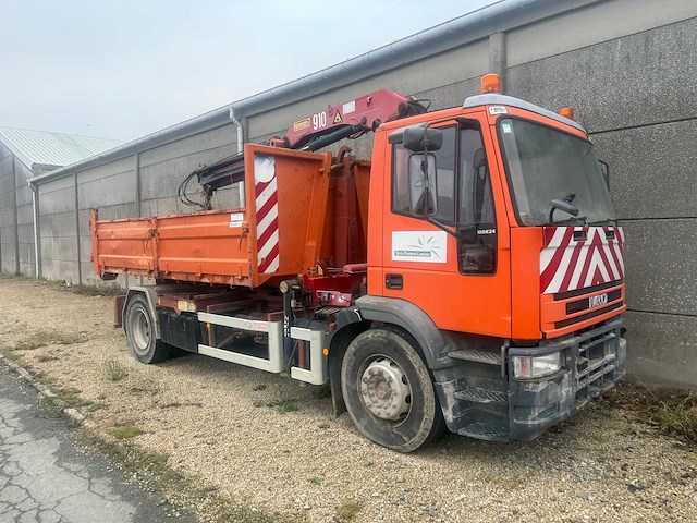 Iveco - 2002 - eurocargo - vrachtwagen - afbeelding 12 van  16